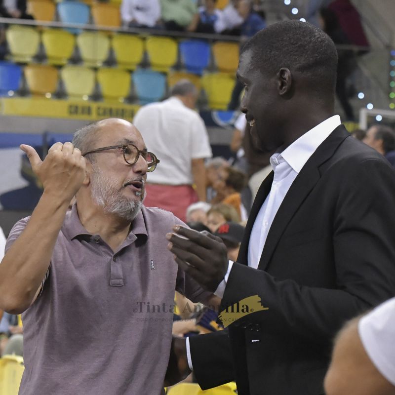 La escena de un relevo presidencial