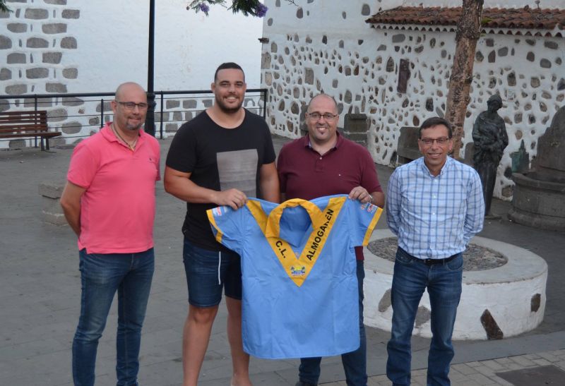 El Almogarén vuelve a la Primera categoría con Cristo Hernández