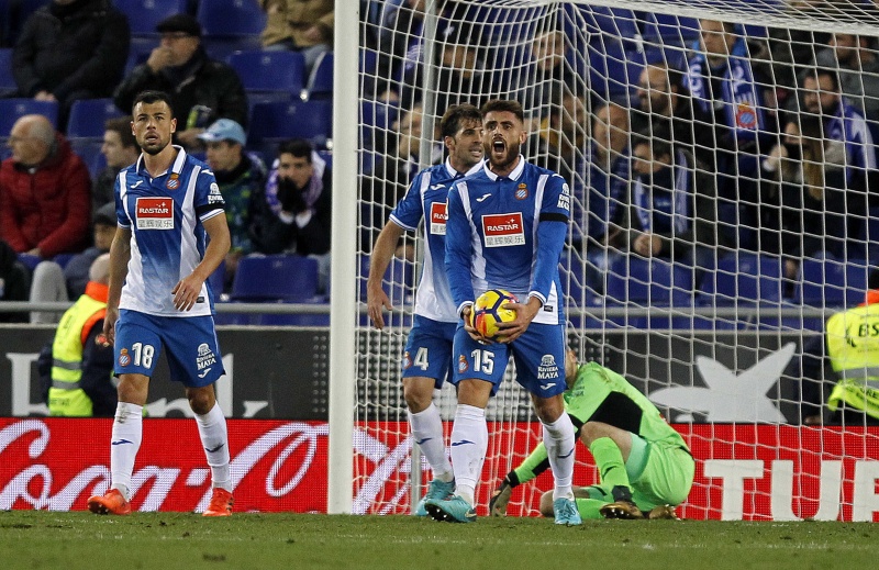 Una oleada de protestas acompaña al Espanyol al Gran Canaria