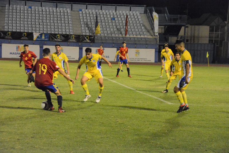 0-4: Canarias no puede frenar la furia de España