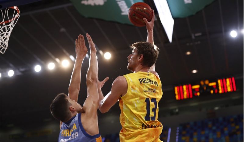 Derrota del Valencia y primer puesto para el Gran Canaria