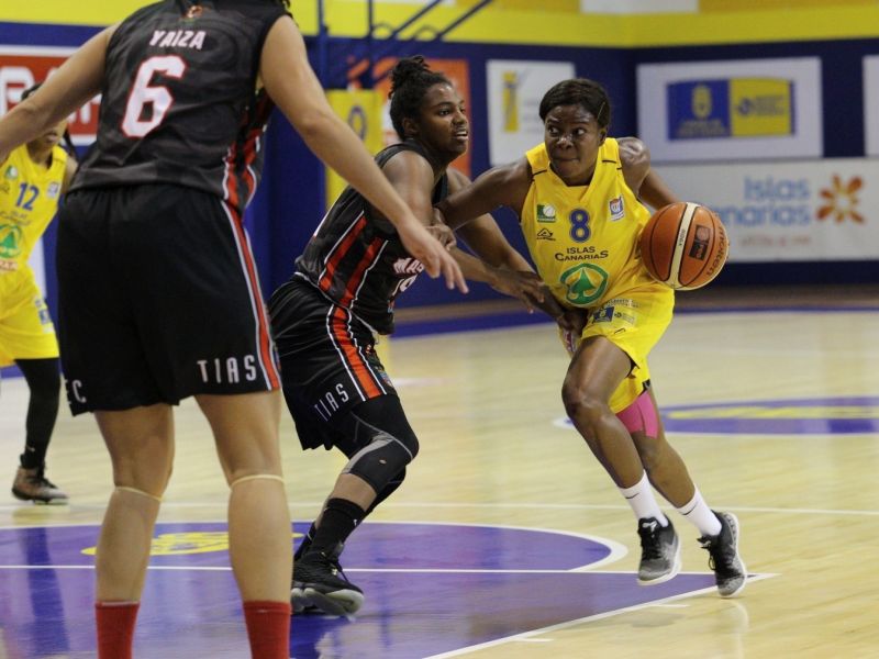 80-50: El duelo canario se queda en La Paterna