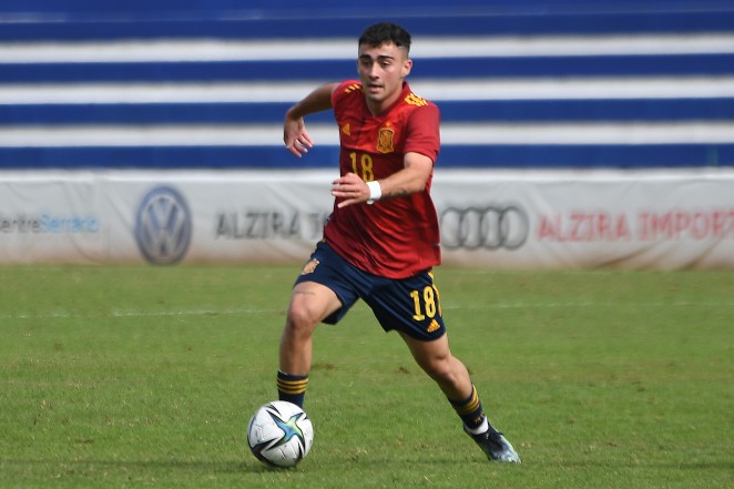 La Rojita sub19 vuelve a llamar a Alberto Moleiro