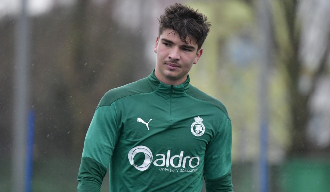 El ex amarillo Siverio deja el Racing