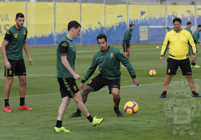 Araujo llega a tiempo