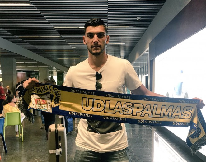 Rafa Mir, cedido para la delantera de la UD