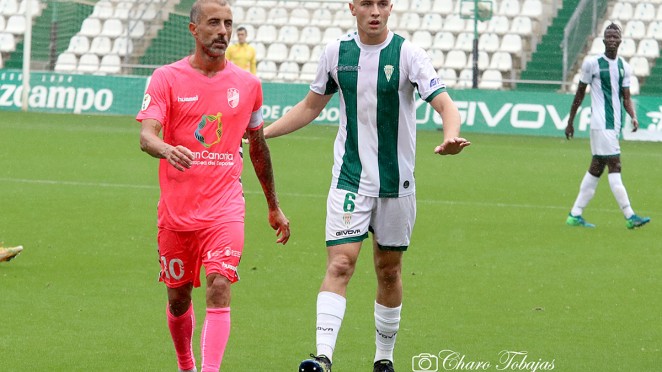 David González vuelve a marcar en Segunda B 15 años después
