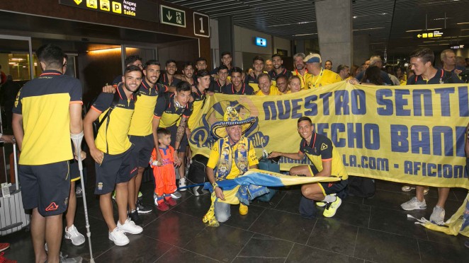 Recepción de campeones a Las Palmas Atlético 