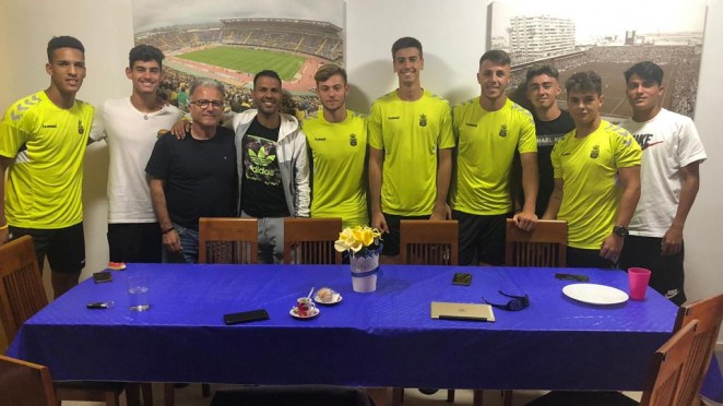 Viera pasa por la Casa Amarilla