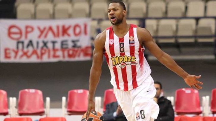 Strawberry se considera "duro, enérgico y muy físico"