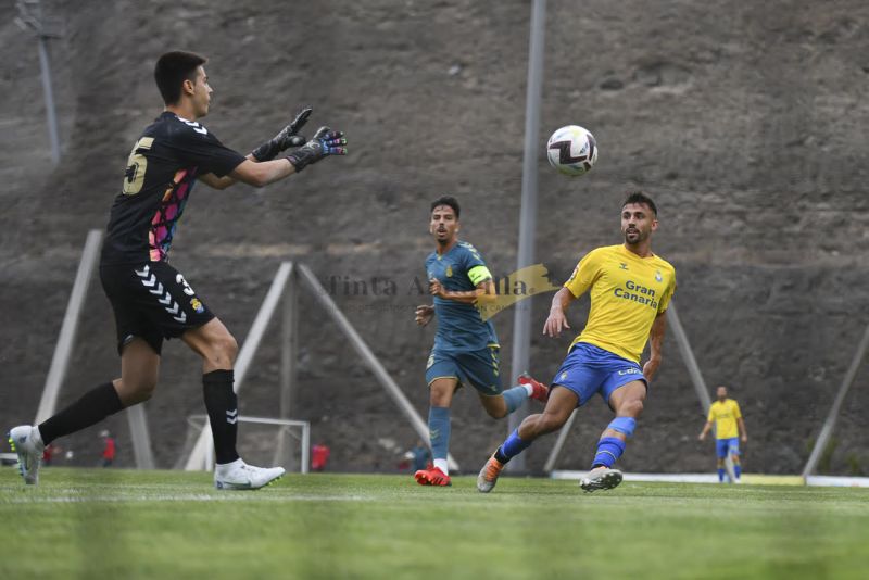 2-0: Los porteros del filial sacan nota ante la UD