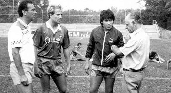 El elogio de René Hansen a Koke Contreras