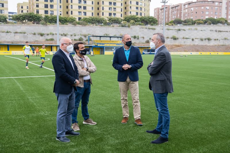 "Seguimos nuestra apuesta por la cantera y sin prisas"