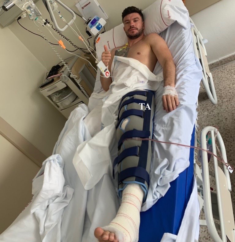 Adrián Flaqué, de Las Palmas C, pasa por el quirófano