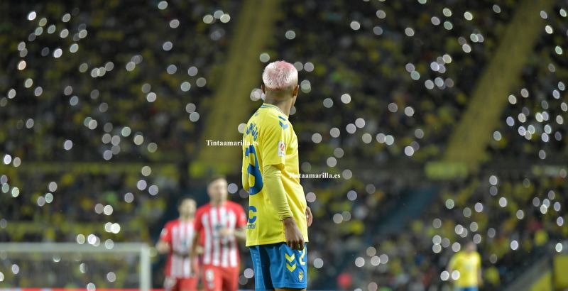 30.080 espectadores, el mayor aforo de un partido de Primera en Canarias