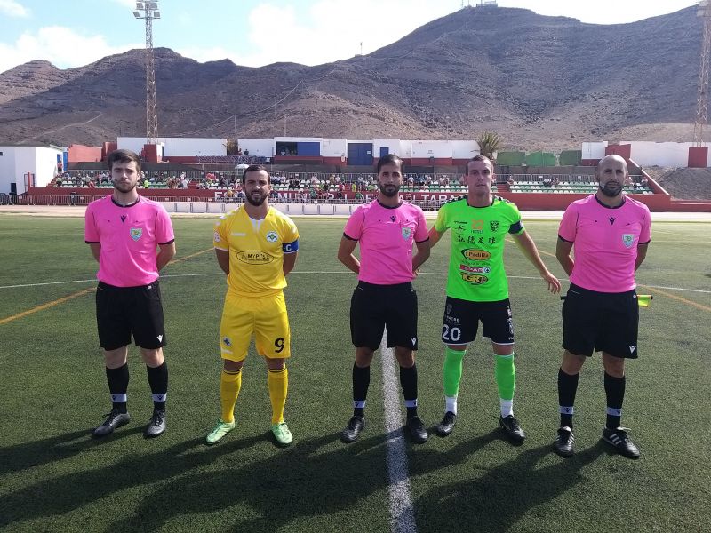 Escándalo en el Gran Tarajal-Villa con lamentable agresión al colegiado