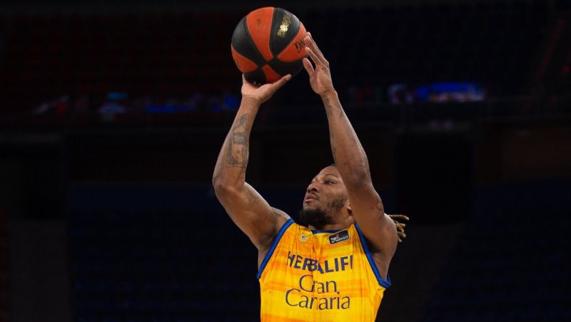 Albicy se queda en el Granca con un contrato 'dos más uno'