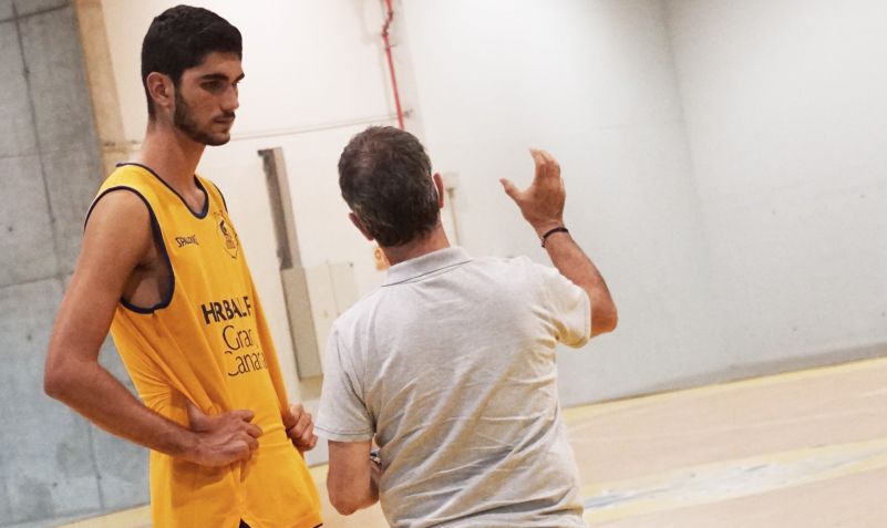 Aldama y Oliver, incorporados a las sesiones del Granca