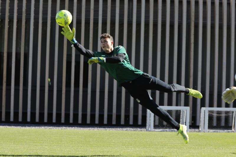 Alex Domínguez vuela pensando en Castellón y en la Sub21