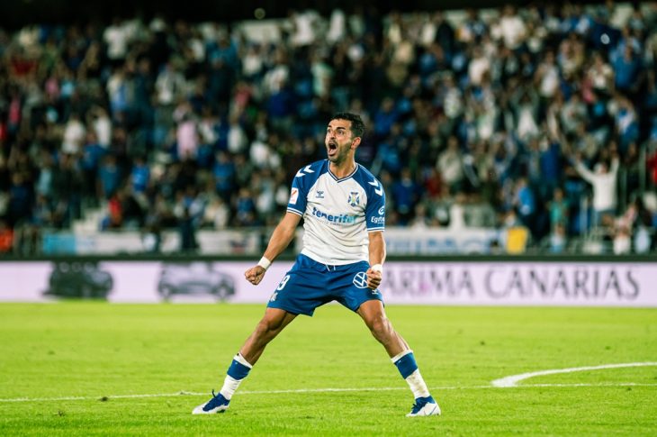 Ángel no tira la toalla