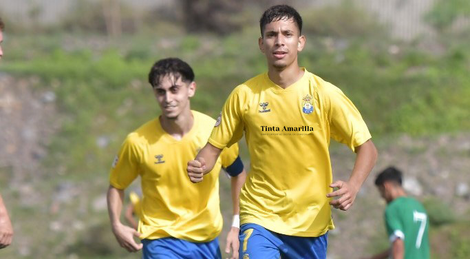 El juvenil de la UD, un ciclón en casa del segundo clasificado