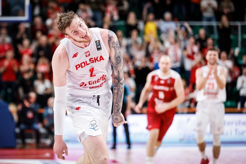 Los Celtics incluyen a Balcerowski en su equipo de la Liga de Verano