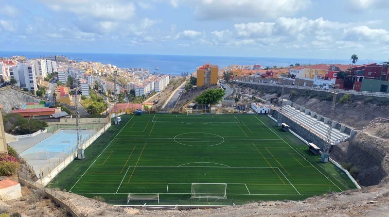 El nuevo césped de El Batán es ya una realidad