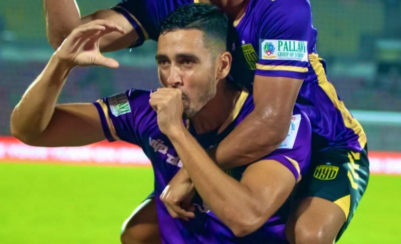 Borja Herrera celebra su primer gol en la Superliga India