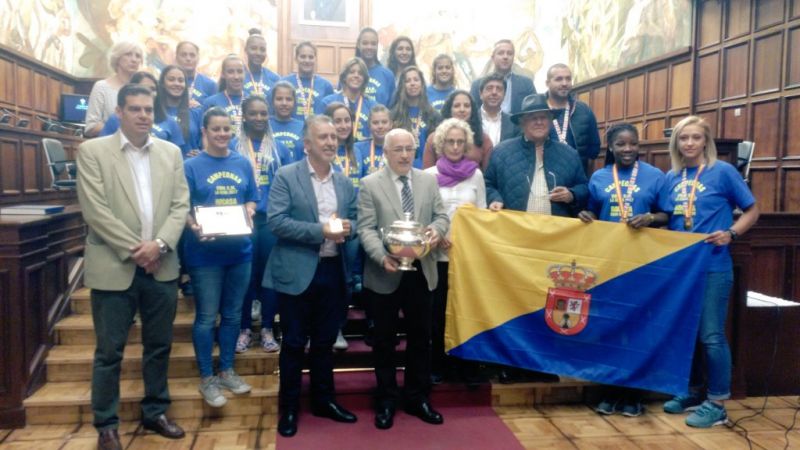 La felicitación cabildicia al Rocasa