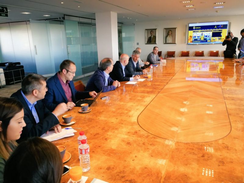 Setién se queda en Madrid para un desayuno informativo