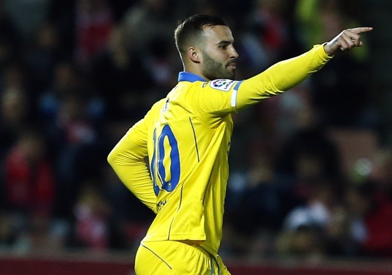 Dos estrenos: el de Jesé y la suplencia de Roque