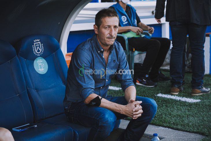 "El derbi debió mantenerse con el 75% del aforo"