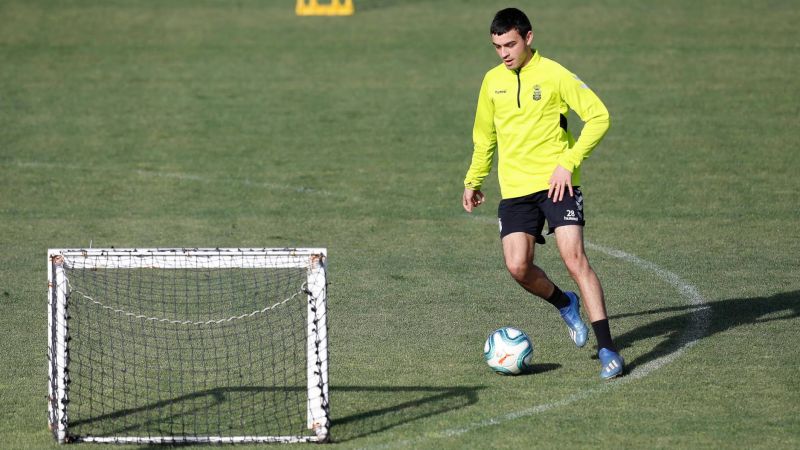 El director deportivo del Borussia M. quiere a Pedri