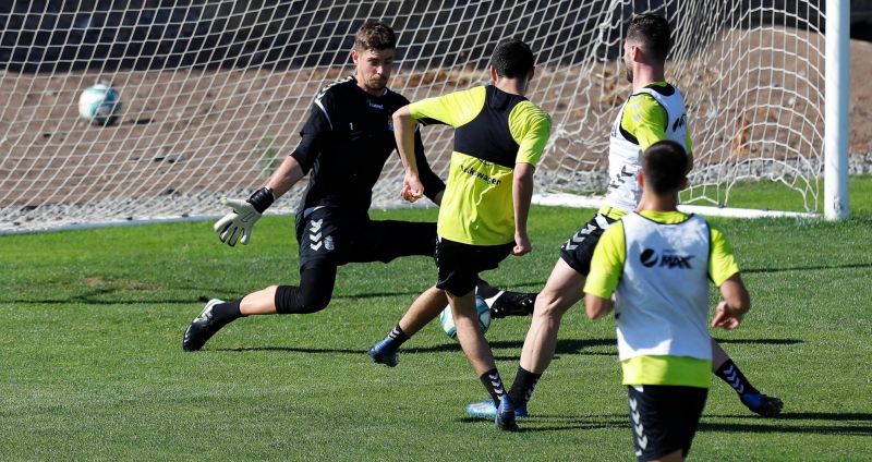 La Liga aplica el 'vísteme despacio ...'