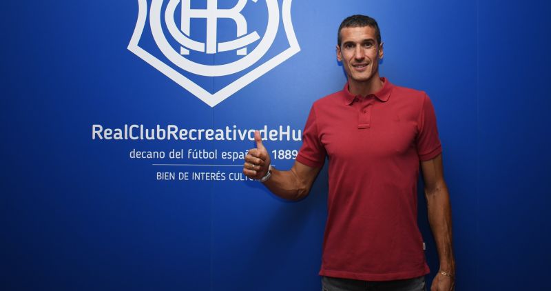 Calle debuta como técnico del Recre en el Anexo