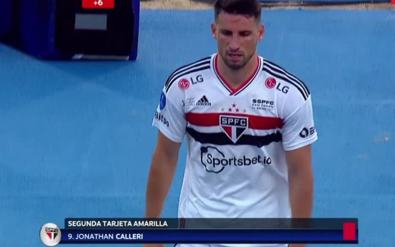 Noche negra de Calleri en la final de la Copa Sudamericana