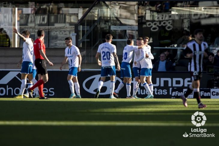 0-1: El Tenerife aleja fantasmas en Cartagena