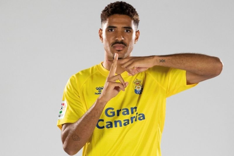 El tanto de Coco y la UD en la cola de goles con la cabeza