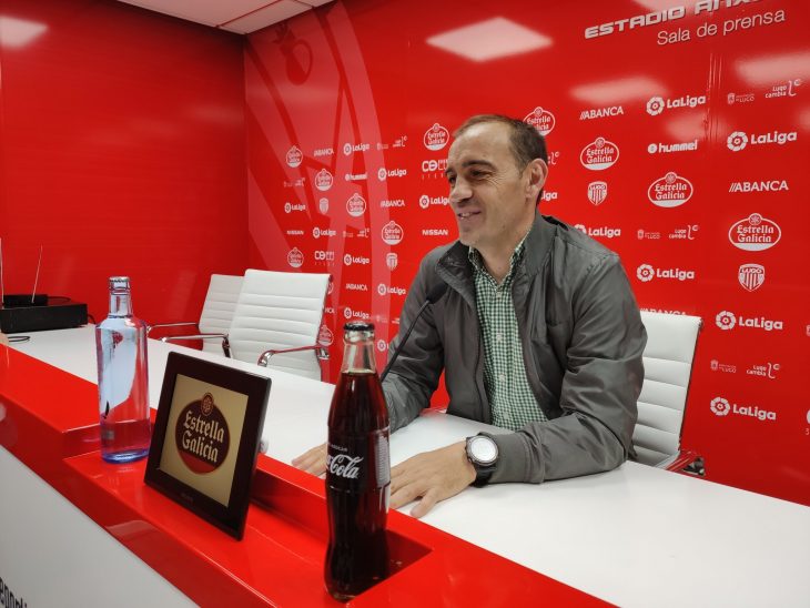 Eloy se la juega ante el Tenerife