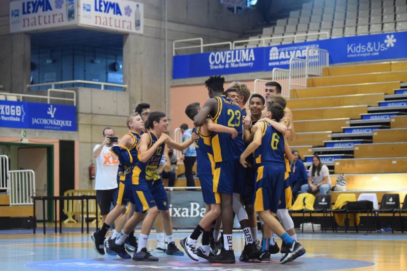 El infantil del Gran Canaria gana al Barça y juega la final contra el Madrid