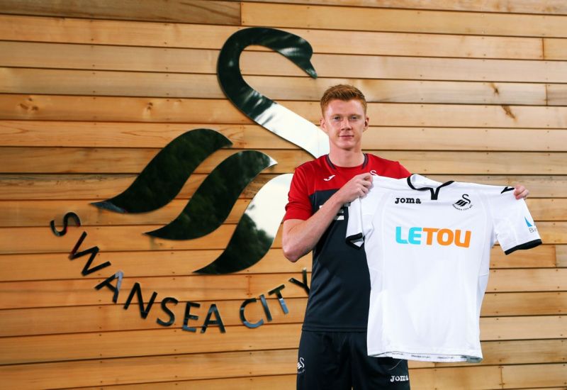 El Swansea elige a Clucas y podría olvidarse de Viera