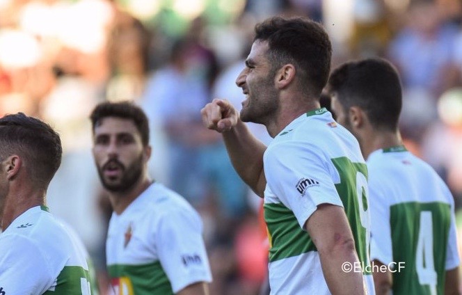 Benja firma el mejor tanto de la 4ª jornada en Segunda B