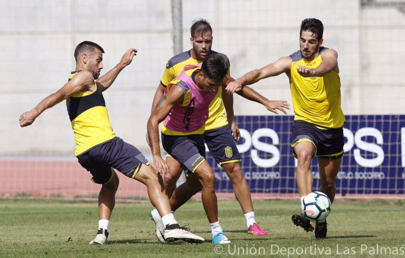 Bigas y Remy buscan puesto en la parrilla del Nou Camp