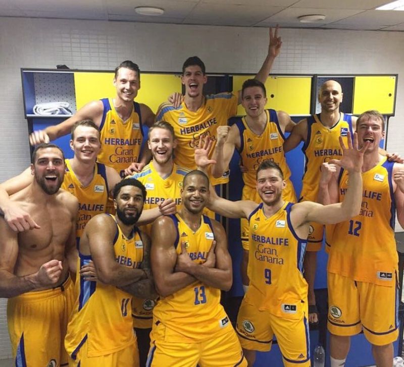 Báez mantiene su jefatura en el Gran Canaria un año más