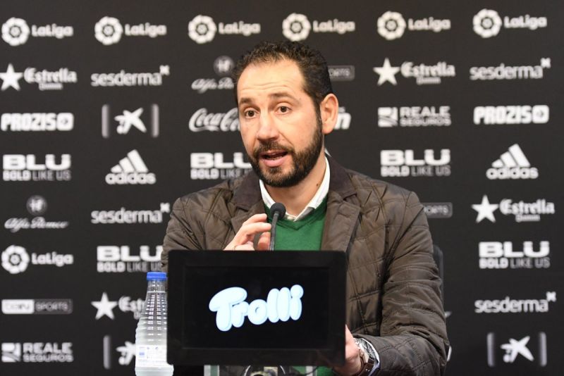 Machín no quiere "dar vida" a Las Palmas, "un rival directo"