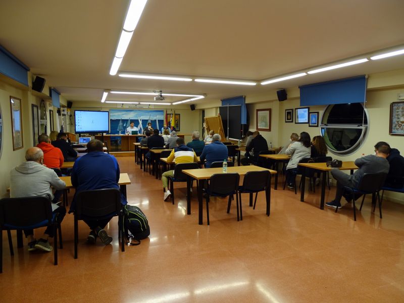 Los botes zarpan a finales de marzo