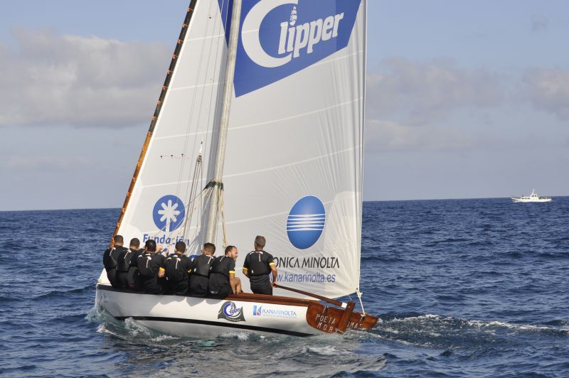 Morales y Guanche irán al desempate por el título