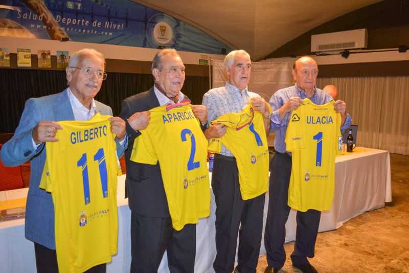 Homenaje a Aparicio, Gilberto I, Oregui y Ulacia