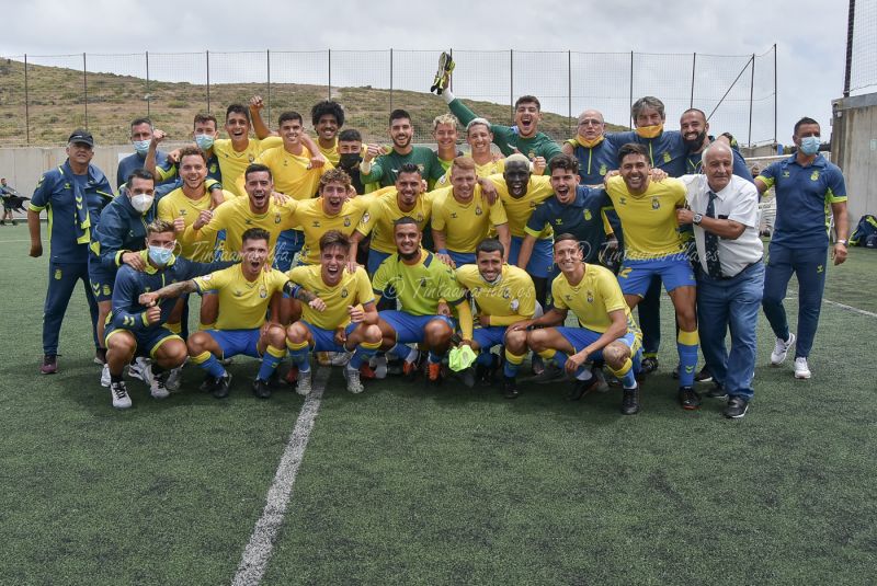 El filial utilizó 30 jugadores para lograr el puesto 13 del grupo IV