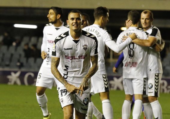 El ex amarillo Nili Perdomo abandona el Albacete